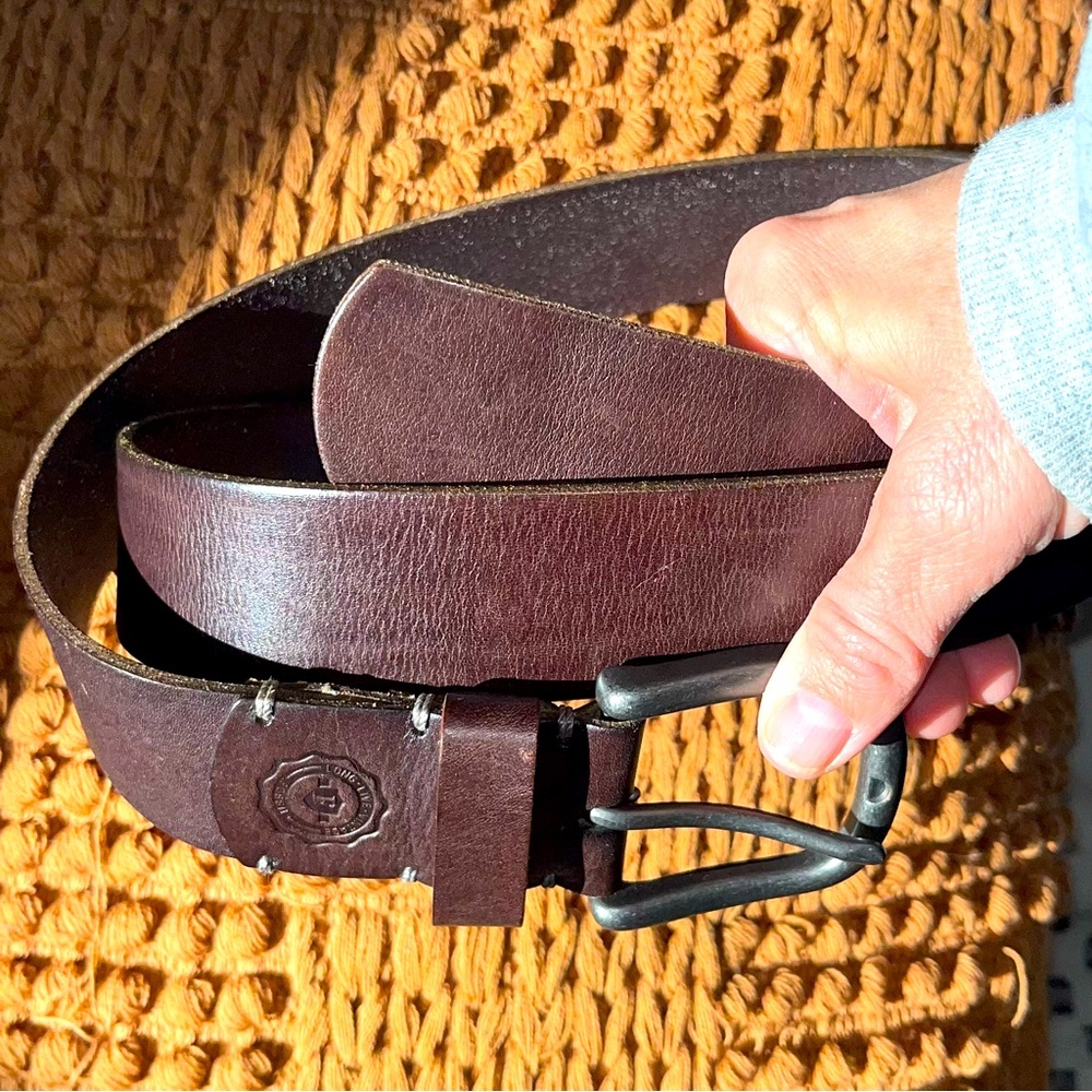 Fossil chocolate brown belt size 38 in excellent condition